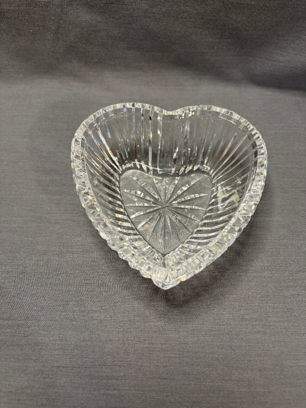Waterford Crystal Heart Shaped Ring Trinket Candy Bowl Sweetheart Starburst Dish